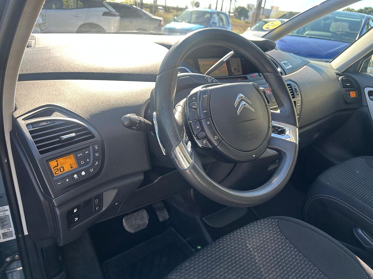 CITROEN C4 PICASSO EXCLUSIVE 1.6 HDI AUTO SPANISH LHD IN SPAIN 113000 MILES 2011